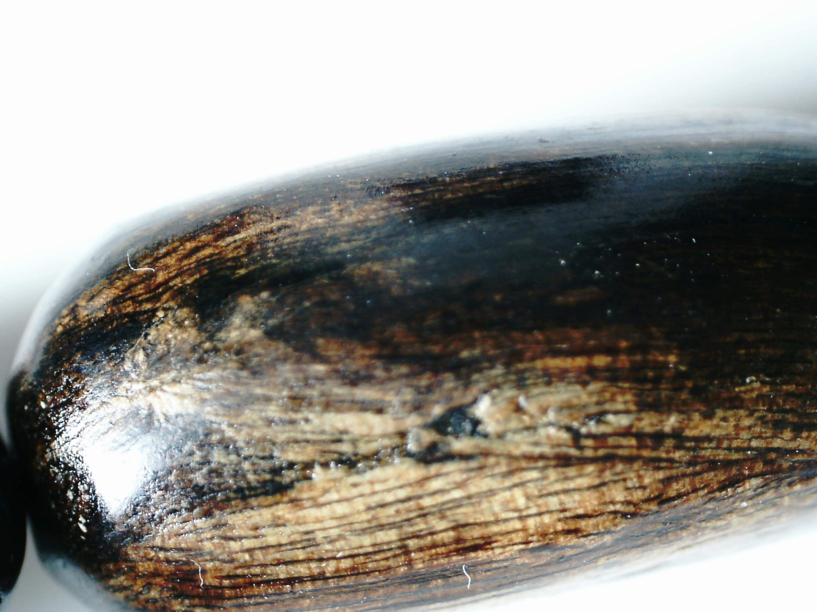 The rarer than rare: Sinking Wild agarwood bracelet -