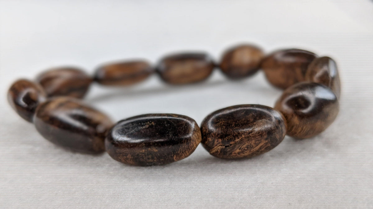 The rarer than rare: Sinking Wild agarwood bracelet -