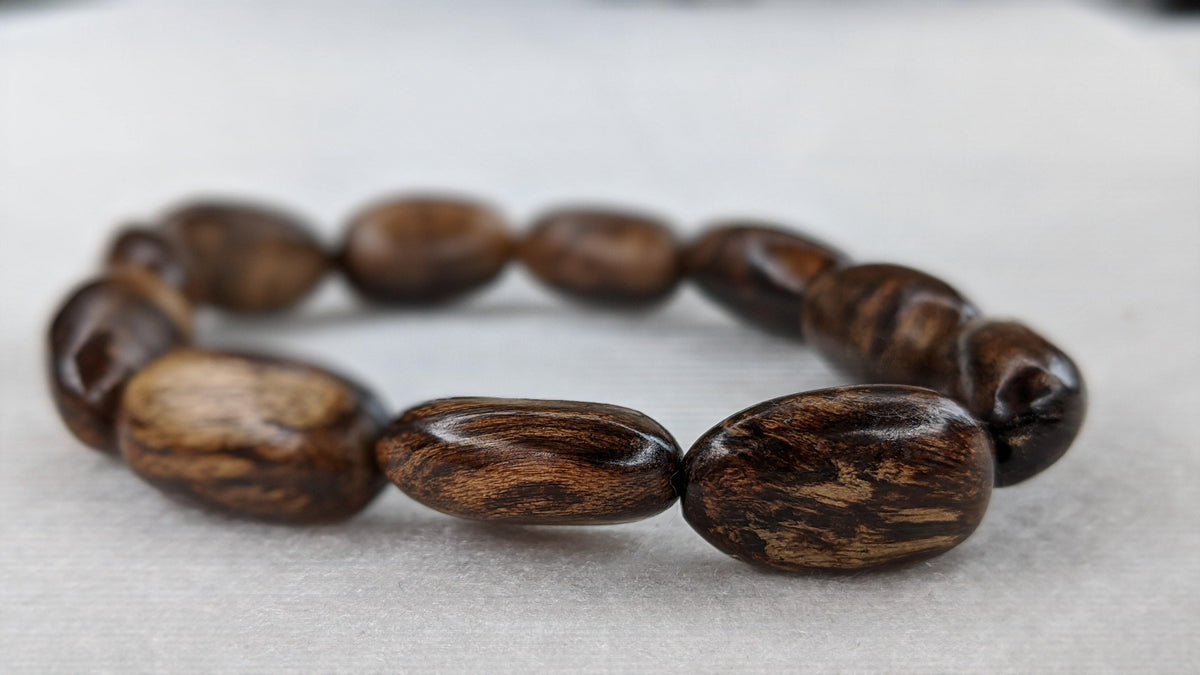The rarer than rare: Sinking Wild agarwood bracelet -