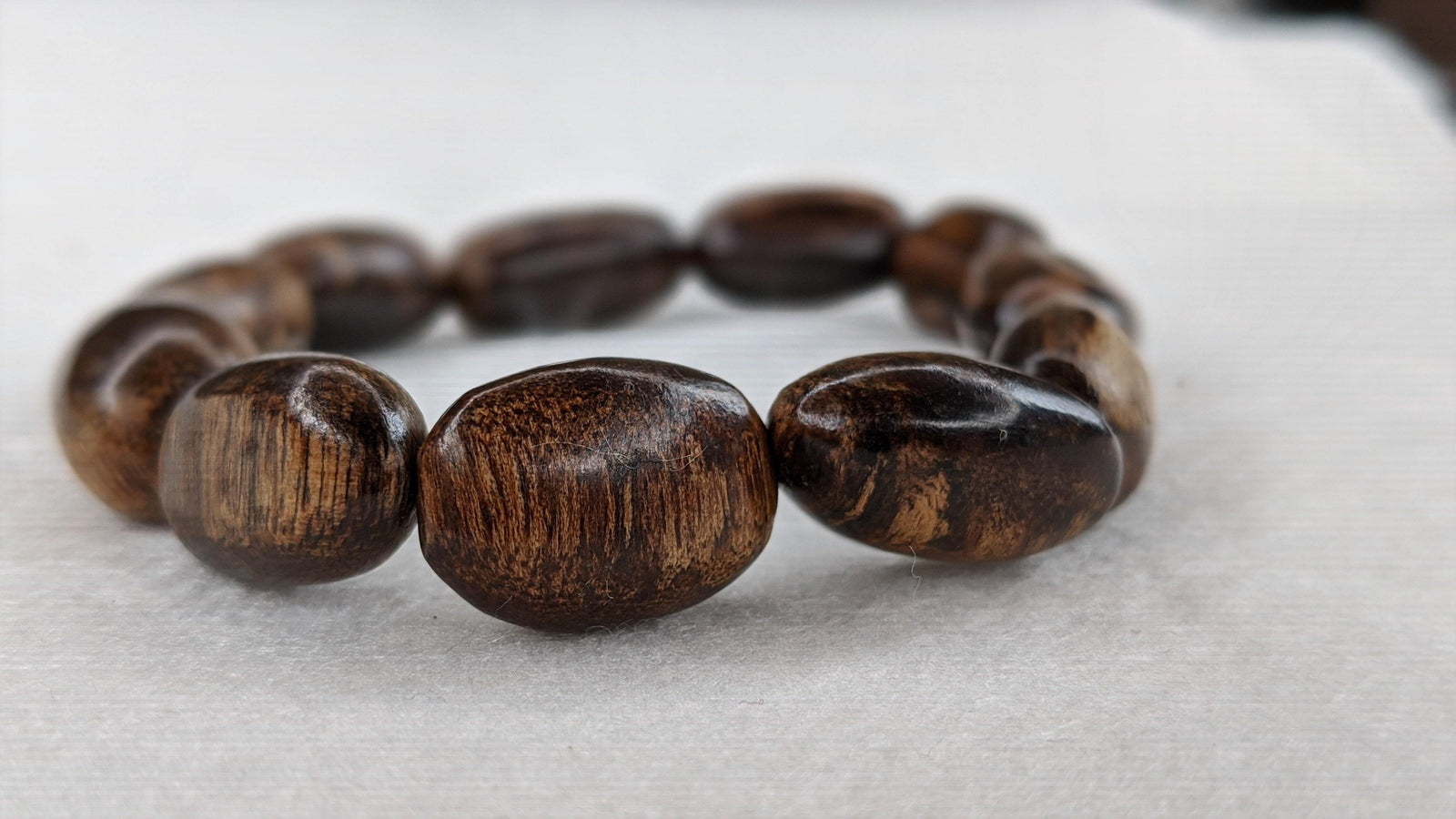 The rarer than rare: Sinking Wild agarwood bracelet -