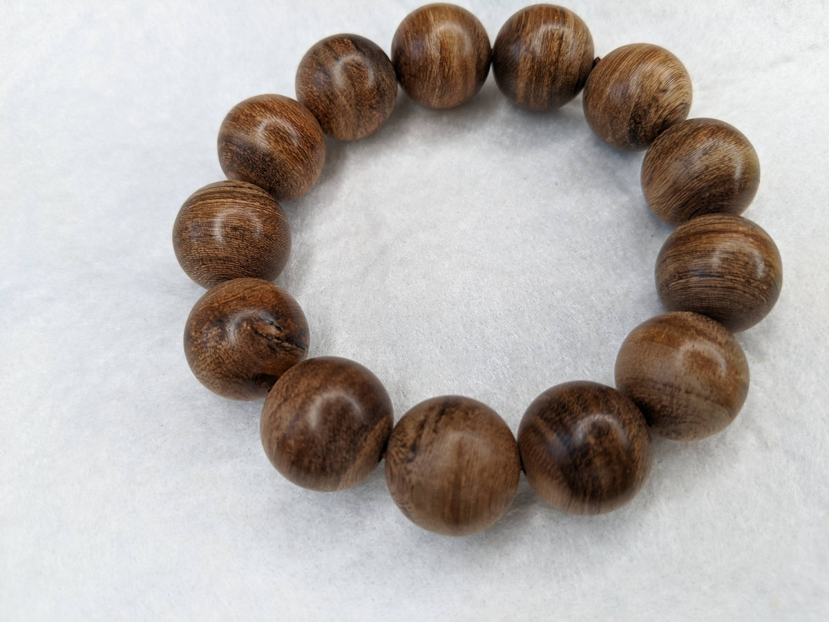 Borneo Wild Agarwood Bracelet 24g 13 beads 18mm -