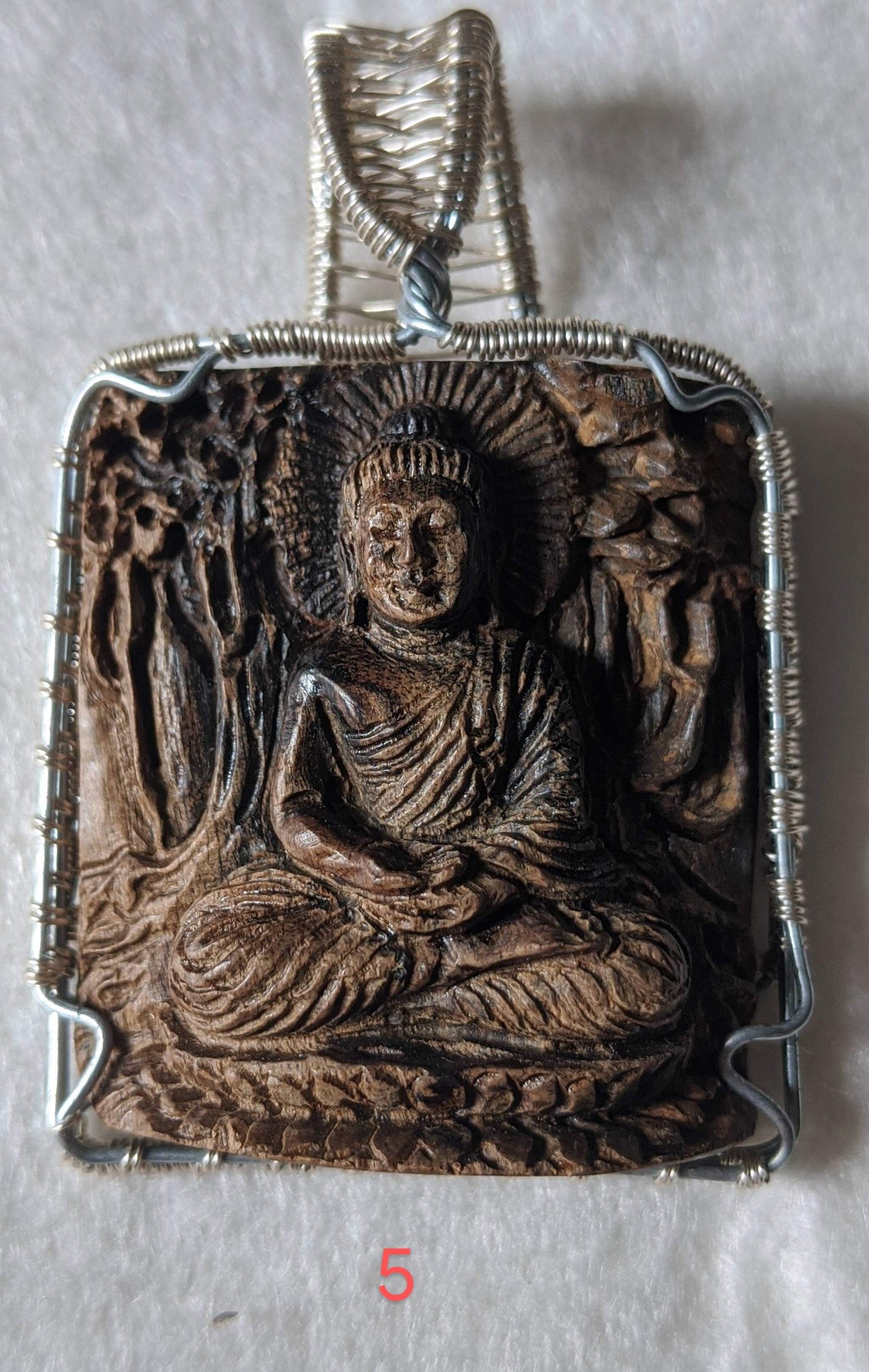 Sinking Agarwood Pendant Gautama (Sakyamuni) Buddha 释迦牟尼 -
