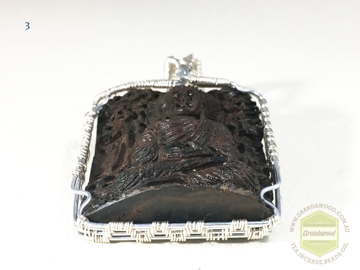 Sinking Agarwood Pendant Gautama (Sakyamuni) Buddha 释迦牟尼 -