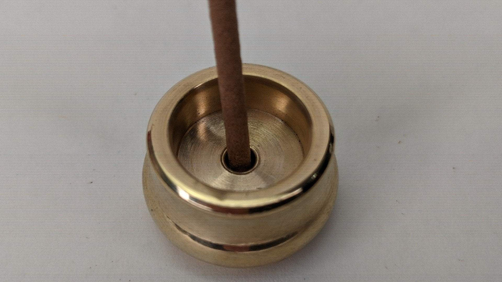 Golden Alloy Mini Incense Holder - 1 single 2mm hole -