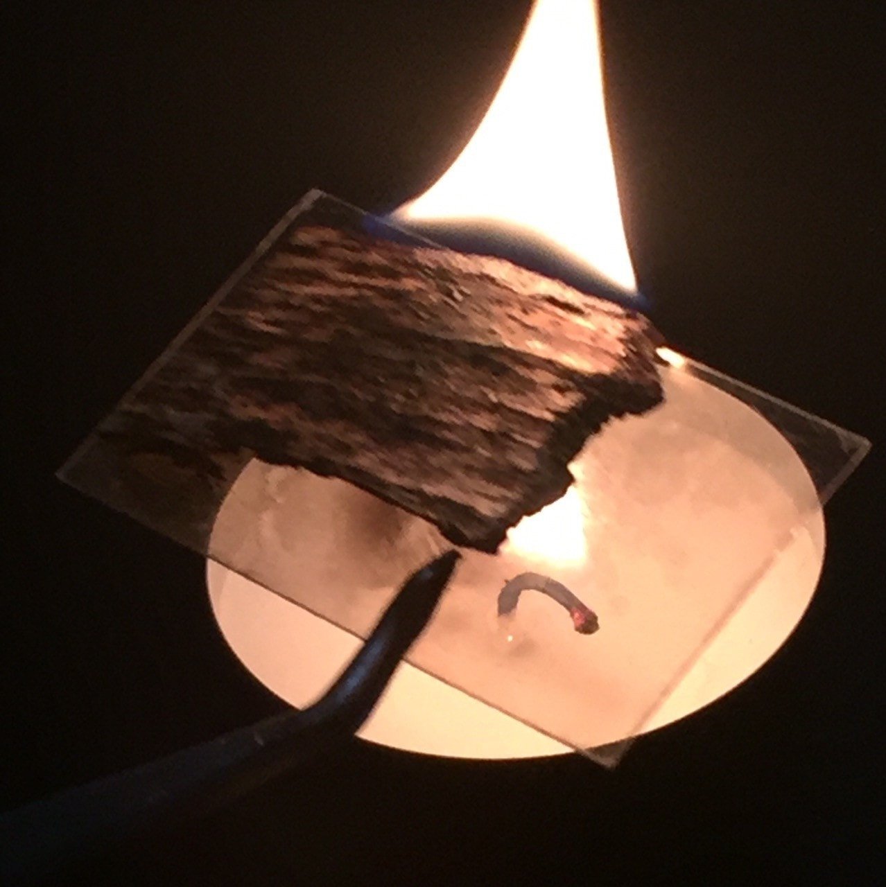 Heat-Without-Burn Plate - A new way to enjoy resin incense or agarwood chips -