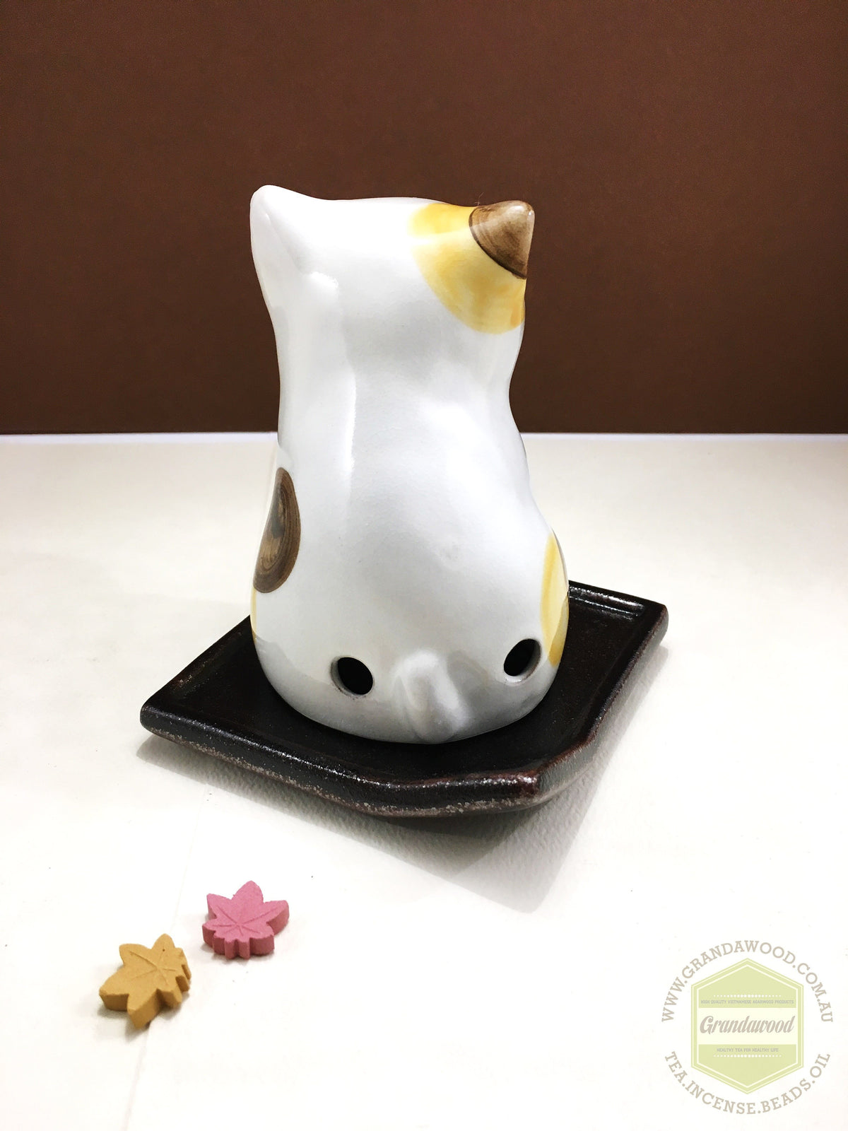 Incense holder- Ceramic Neko -