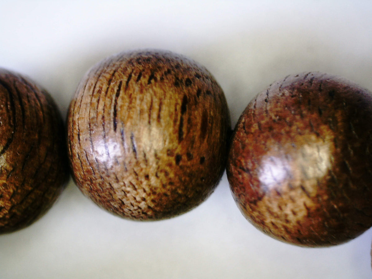 *SOLD* The Contentment 2 Wild Borneo Agarwood mala 114 beads (108 + 6) - 19g, 8mm -