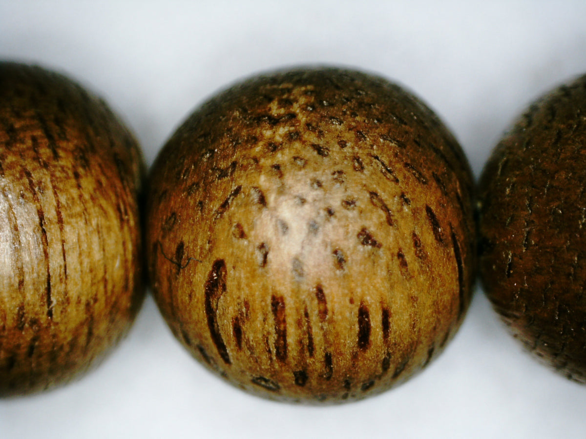 SOLD-The Contentment Wild Borneo Agarwood Mala 8mm 20g 108 beads plus 6 extras and 1 piece of material -