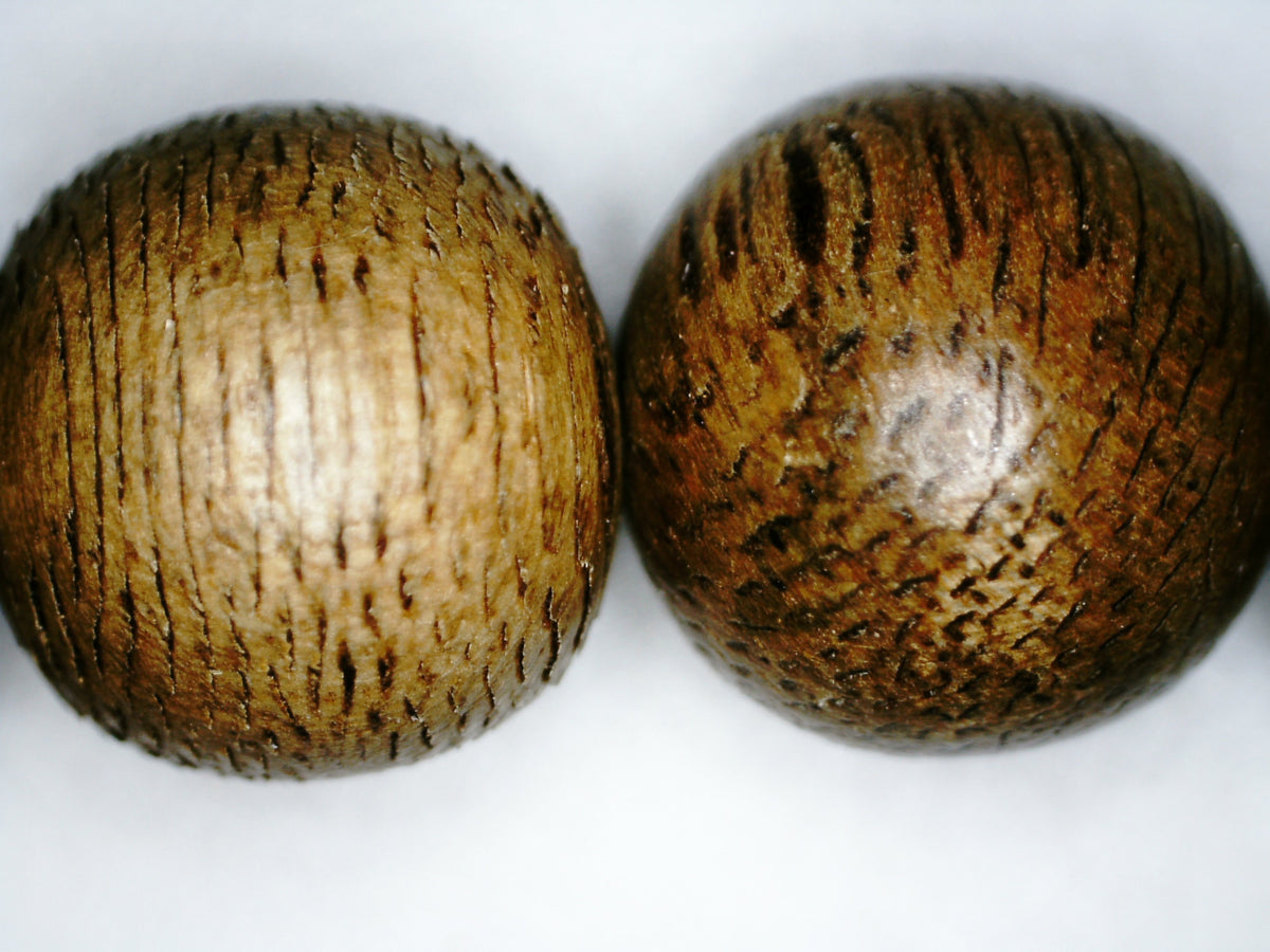 SOLD-The Contentment Wild Borneo Agarwood Mala 8mm 20g 108 beads plus 6 extras and 1 piece of material -