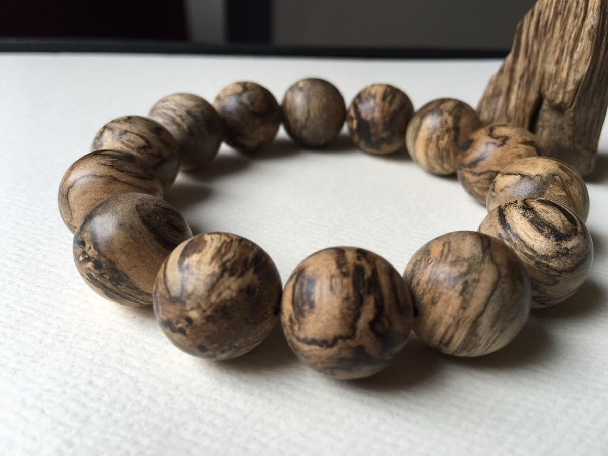SOLD- Rare Leopard Pattern Agarwood Bracelet 30g fully sinking bracelet -