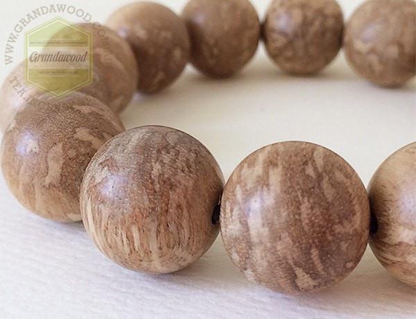 SOLD- Wild natural aromatic Malaysia Agarwood bracelet -