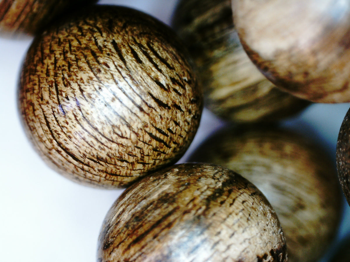 *Very Old* The Marble Trilogy - Wild Borneo Agarwood 108 mala - number 1 -