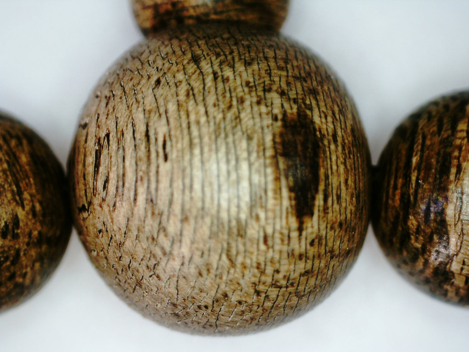 *Very Old* The Marble Trilogy - Wild Borneo Agarwood 108 mala - number 1 -