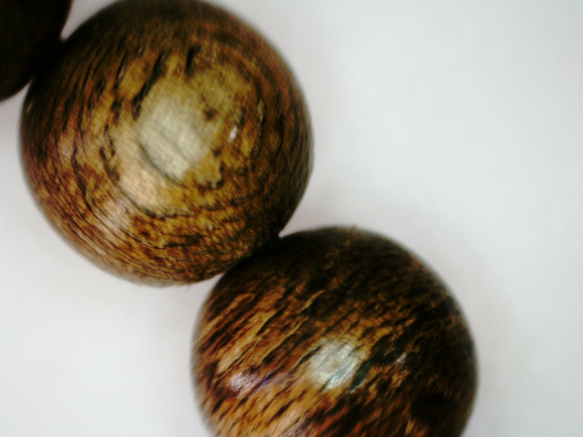 *Very Old* The Marble Trilogy - Wild Borneo Agarwood 108 mala - number 1 -