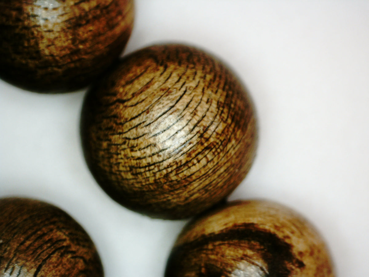*Very Old* The Marble Trilogy - Wild Borneo Agarwood 108 mala - number 1 -