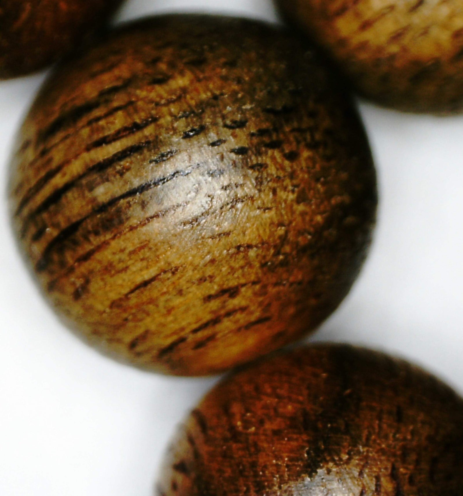 *New* The Classic Kalimantan 108 mala Wild Agarwood beads 8mm 20g -