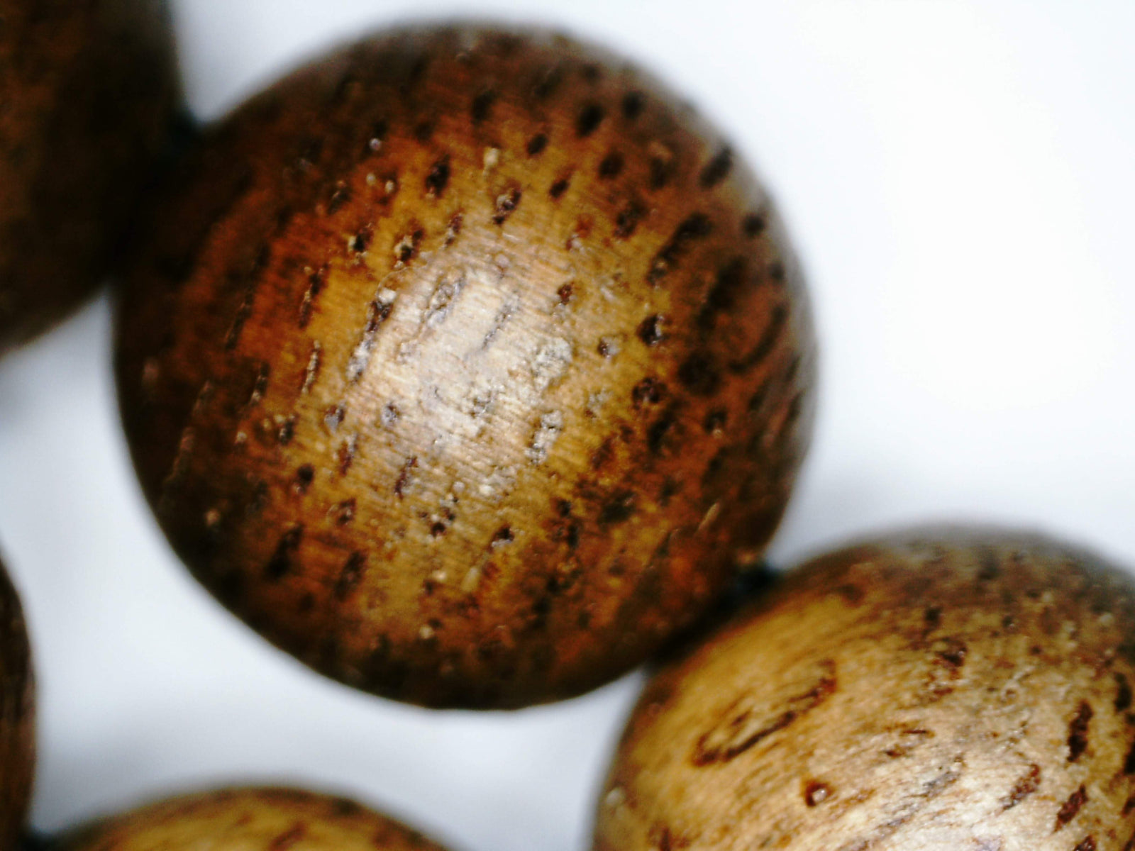 *New* The Classic Kalimantan 108 mala Wild Agarwood beads 8mm 20g -