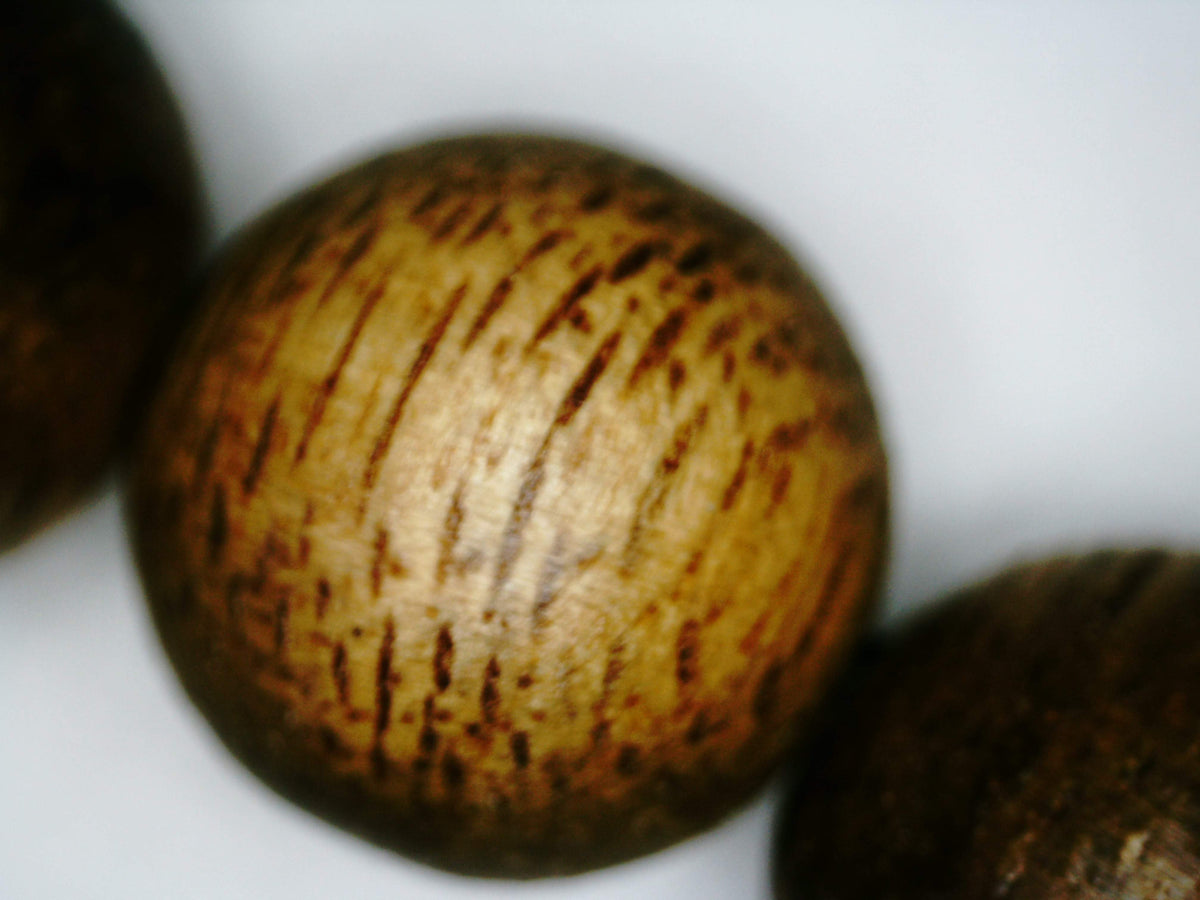 *New* The Classic Kalimantan 108 mala Wild Agarwood beads 8mm 20g -