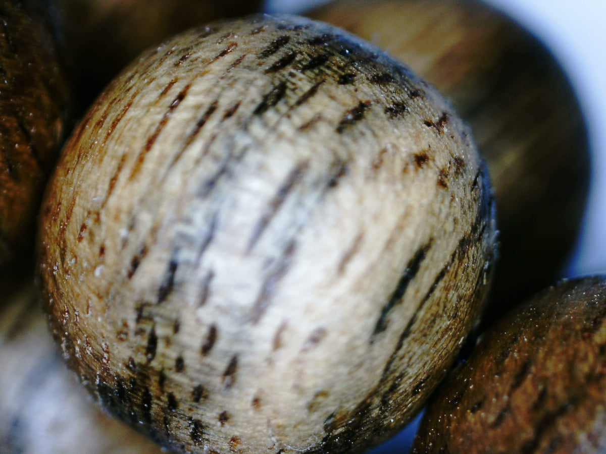 *New* The Classic Kalimantan 108 mala Wild Agarwood beads 8mm 20g -