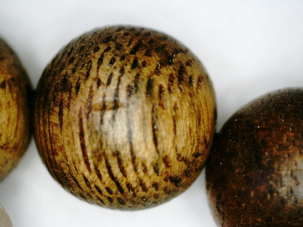 *New* The Classic Kalimantan 108 mala Wild Agarwood beads 8mm 20g -