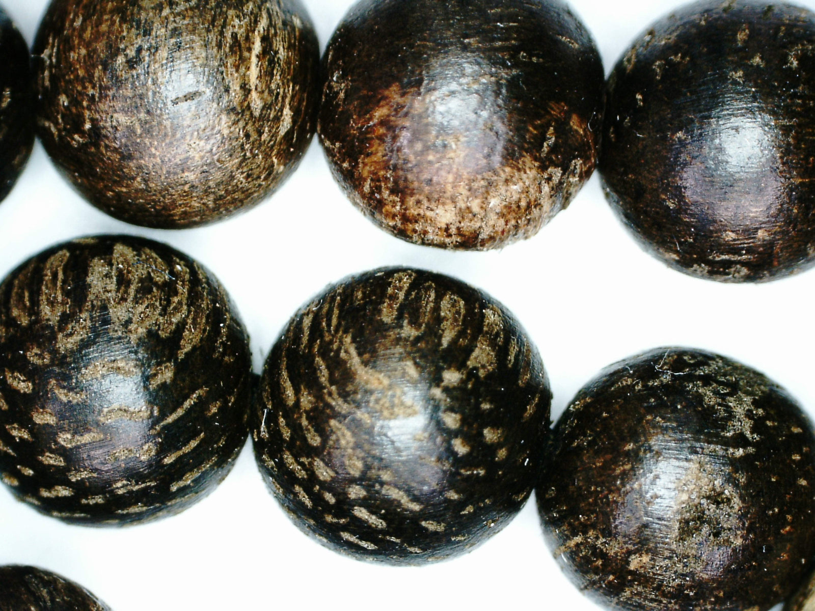 Sold- The Ethereal Wild Agarwood 108 mala from Berau East Borneo 6mm 13g -