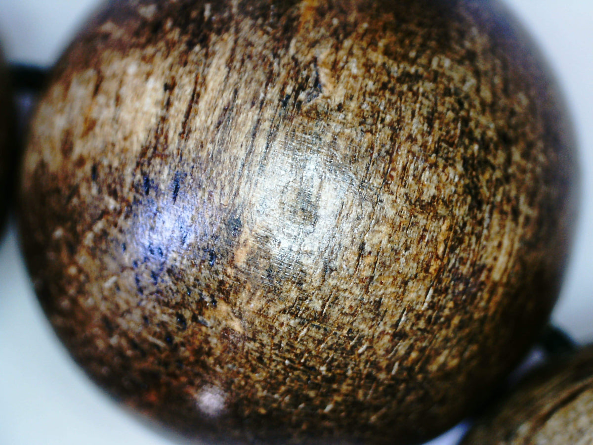 The Little Borneo Wild Agarwood Bracelet 19g,14 beads 16mm -