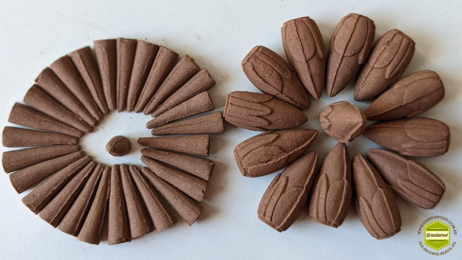 *New* The Smoke Fountain - Backflow Agarwood Incense -