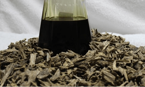 Assam Oud: 100% Cultivated Indian Agarwood (Oud) Oil Graameen -