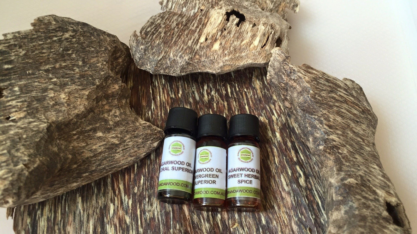 Specialty 100% Pure Cultivated Agarwood Oil (Oud)-Sweet Herbal Spice Essential Oil -