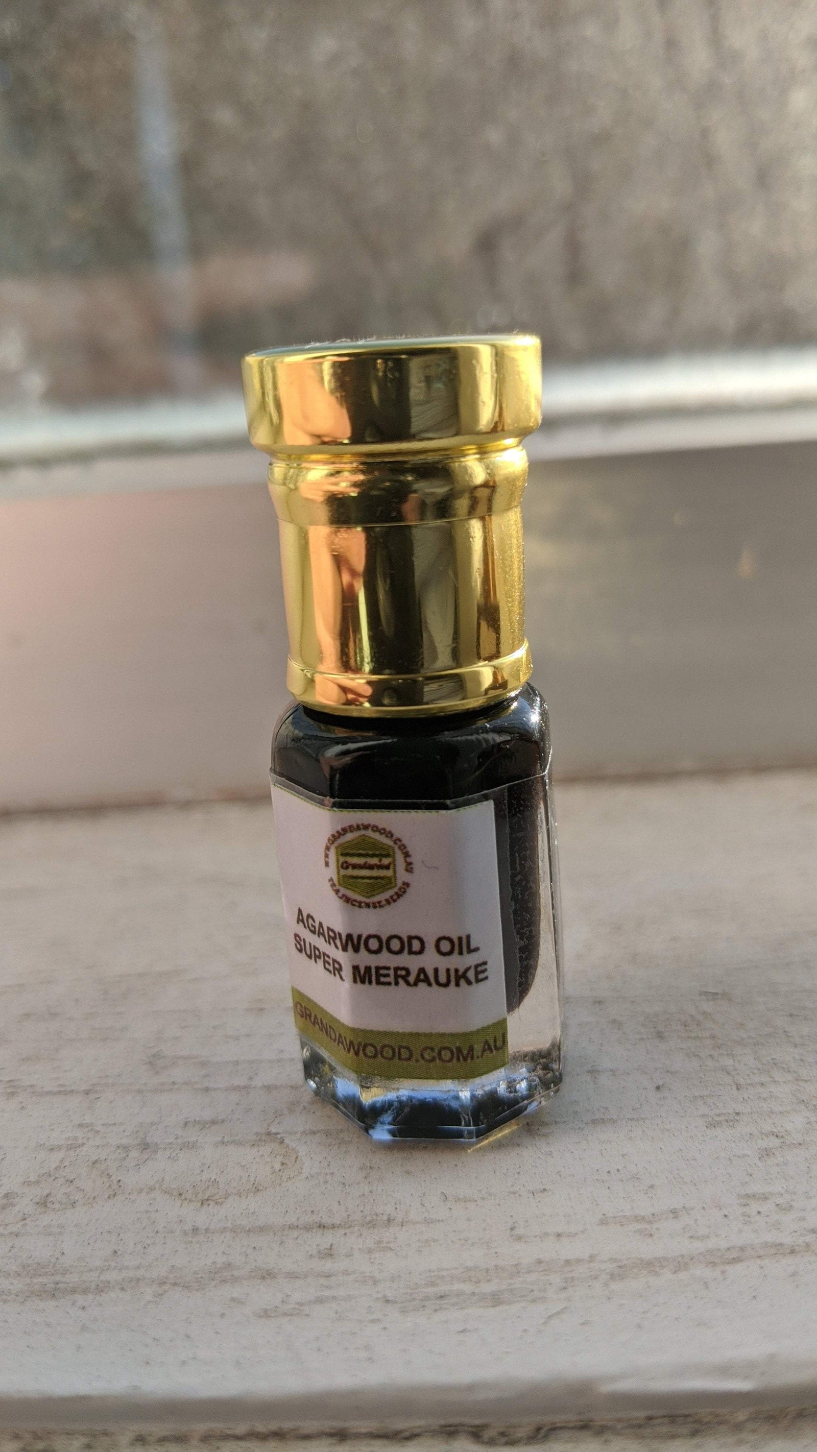 Specialty 100% Pure Super Merauke Wild Agarwood (Oud) Oil - Steam Distillation -