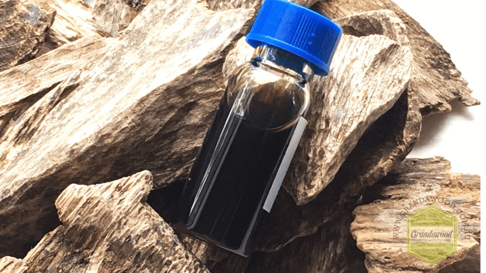 Specialty 100% Pure Super Merauke Wild Agarwood (Oud) Oil - Steam Distillation -