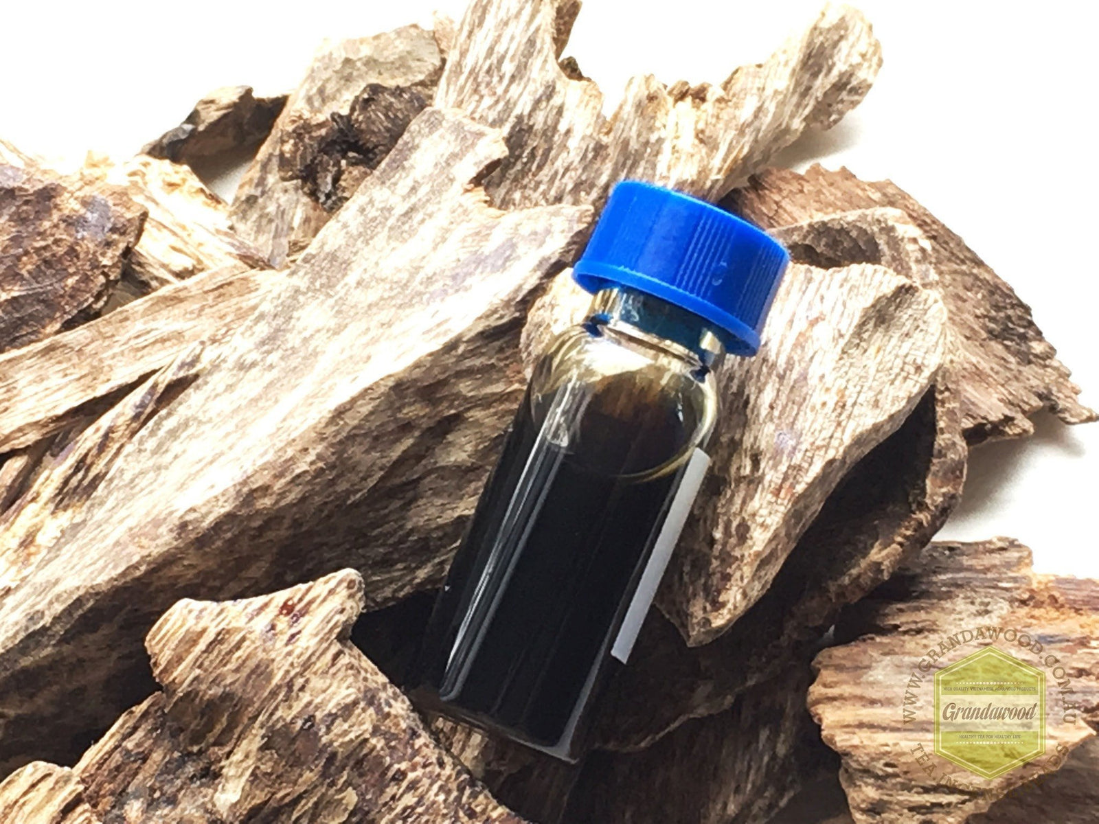 Specialty 100% Pure Super Merauke Wild Agarwood (Oud) Oil - Steam Distillation -