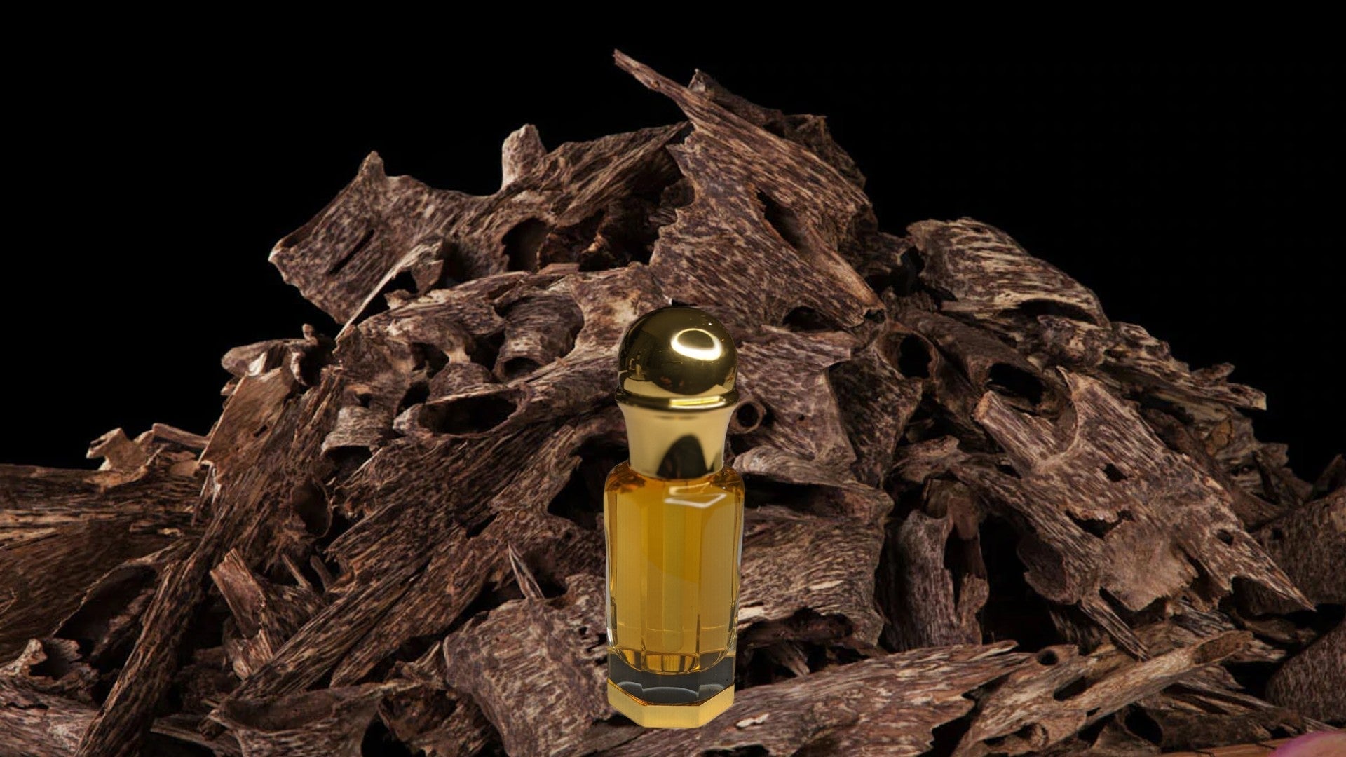 Grandawood Agarwood Oud Perfume: OUD SPIRIT- GLORY OF THE PAIN- perfume - 12ml Oil perfume in a Crystal Bottle / OIL-BASED ALCOHOL FREE