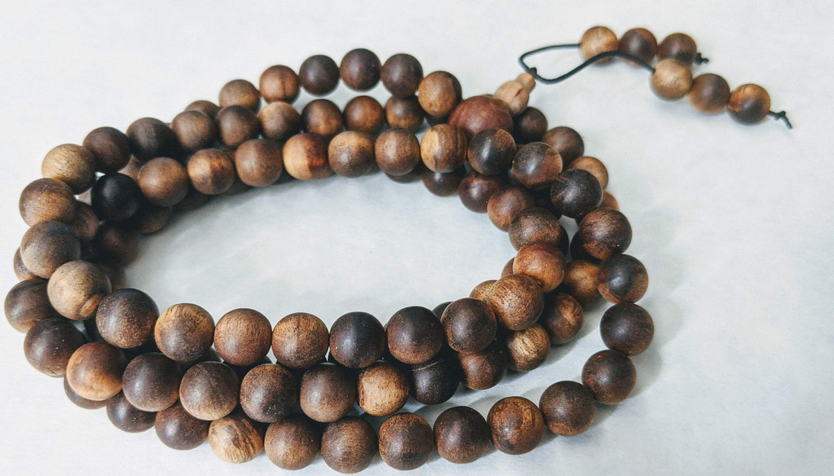 "The Beauty of the Death" Wild Aged Sandalwood beads -