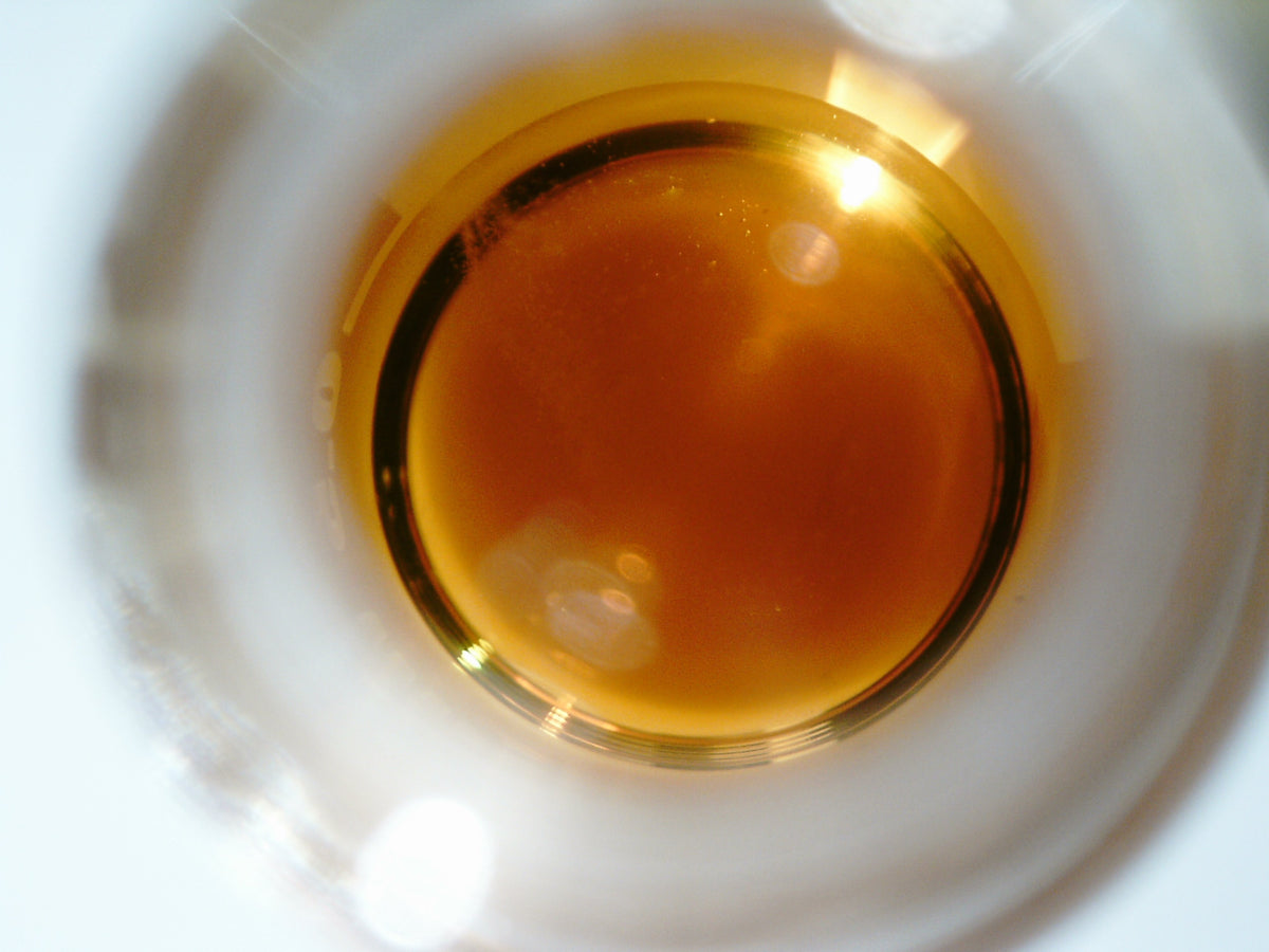 SCW-100% Pure Artisanal Distilled Super Creamy Woody Sandalwood Oil (Santalum Album) -