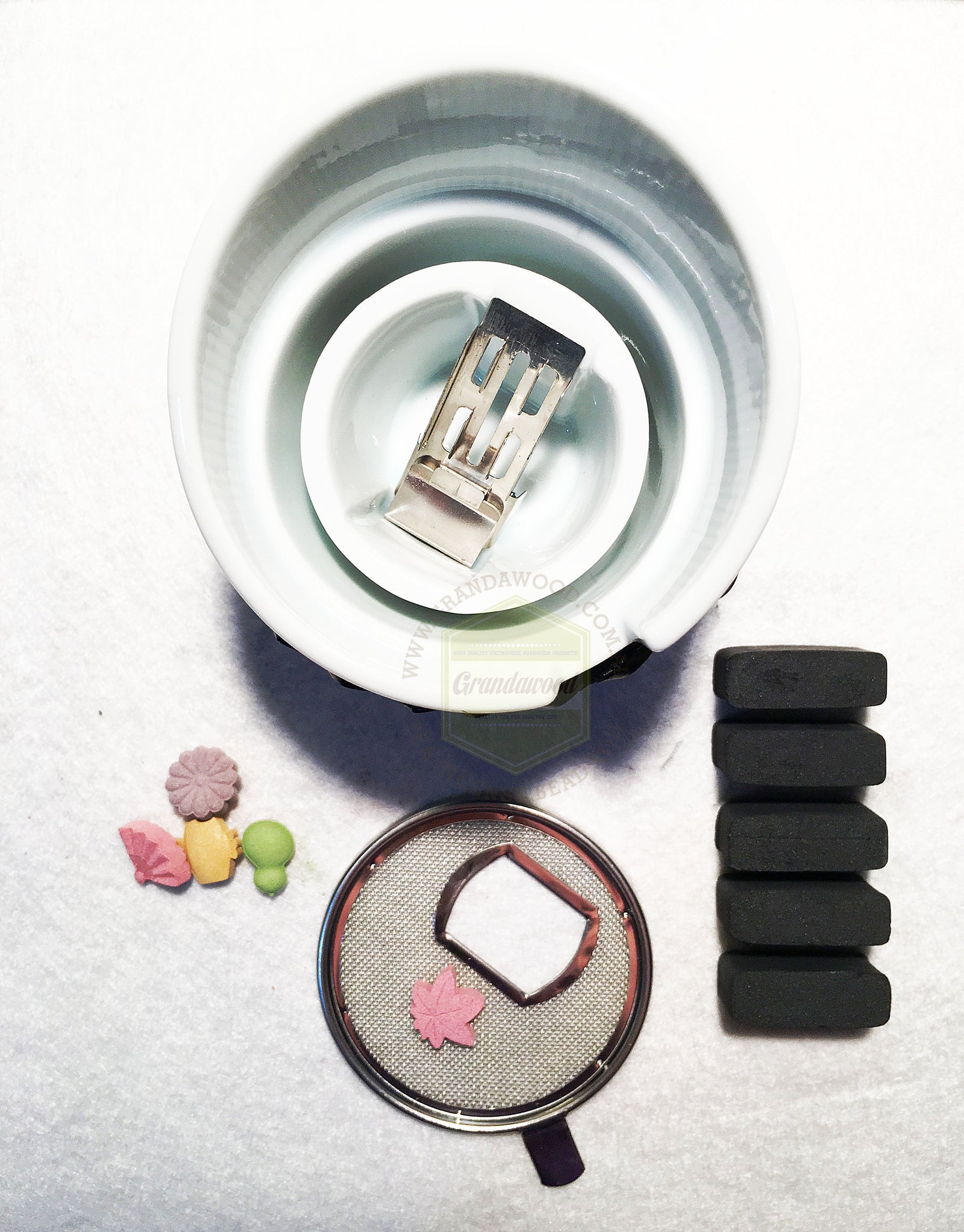 *New* Shoyeido Portable Wood Chip Heater HIINA (Hi-ina) + complement agarwood chip -