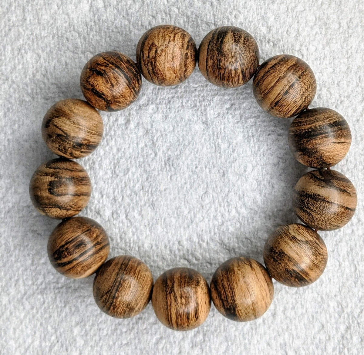 *New* The Timeless Scar - Wild Agarwood bracelet from Borneo, 18mm, 32.8g -